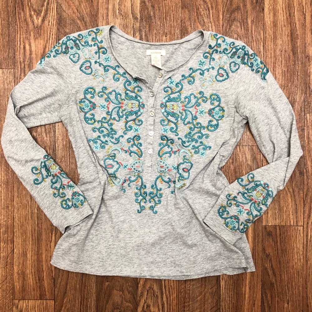 Sundance 100% cotton L/S T-shirt. Size M, embroid